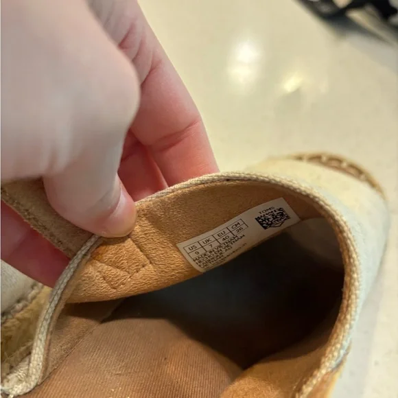 Toms Monica Canvas and Hemp Espadrilles /Wedge Sandals - Picture 10 of 10